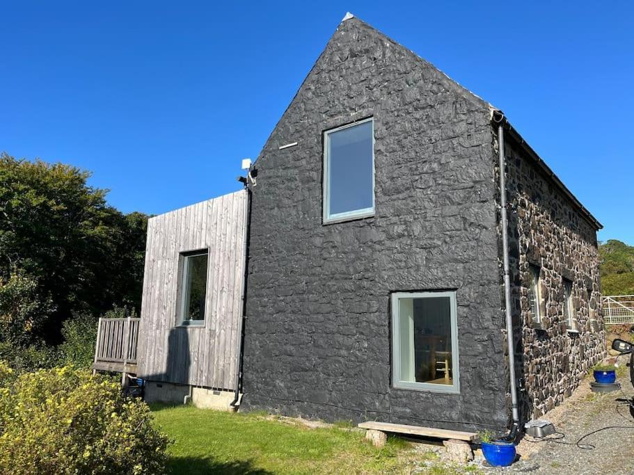 Mill House Steading Overlooking The Sea And Mull Bonnavoulin Экстерьер фото